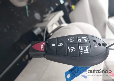 2012 Dodge Grand Caravan Sxt from USA, damaged, VIN 2C4RDGCG5CR149463